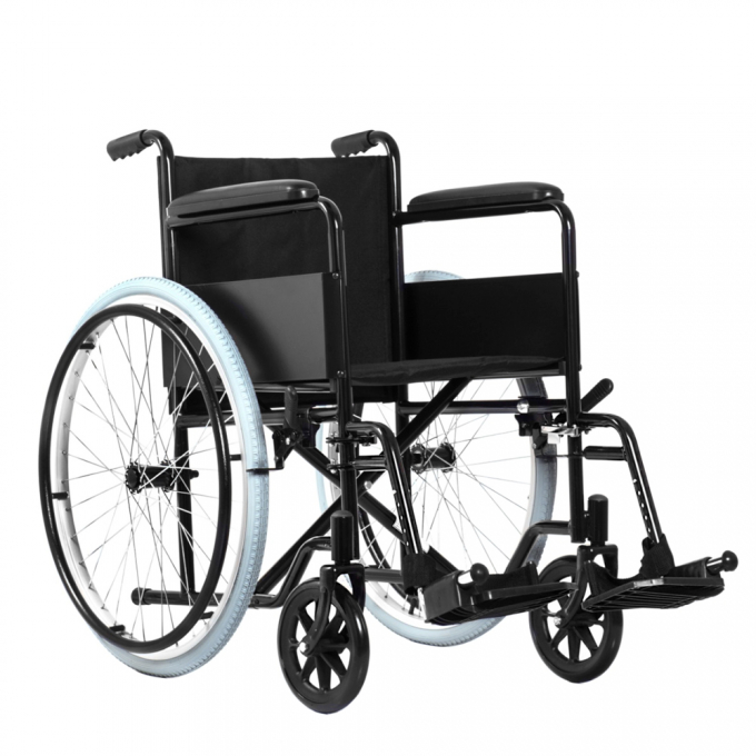 Кресло-коляска для инвалидов Base 100 ш.сидения 45-46 см пневмоколеса Ortonica